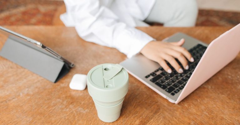 découvrez des astuces et conseils pour un télétravail éco-responsable, alliant productivité et respect de l’environnement.
