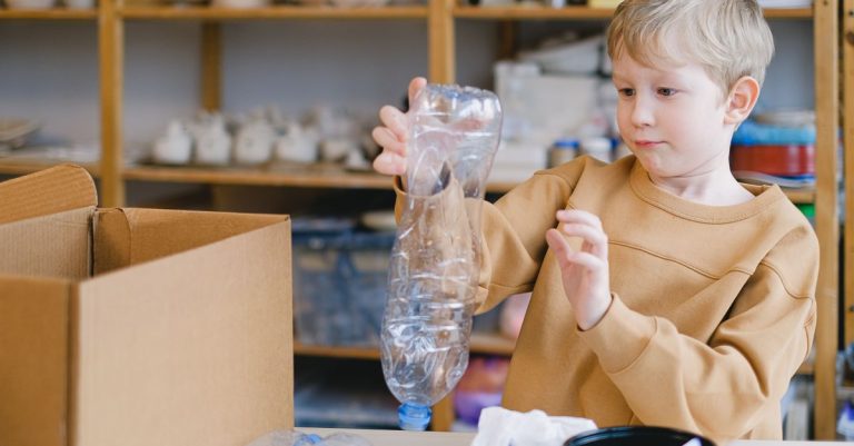 découvrez des habitudes faciles et écologiques pour adopter un mode de vie durable au quotidien.